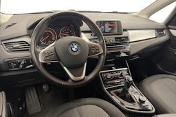 hopea BMW 218 2015 kuva 6.