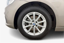 hopea BMW 218 2015 kuva 9.