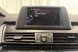 hopea BMW 218 2015 kuva 16.