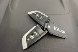 hopea BMW 218 2015 kuva 23.