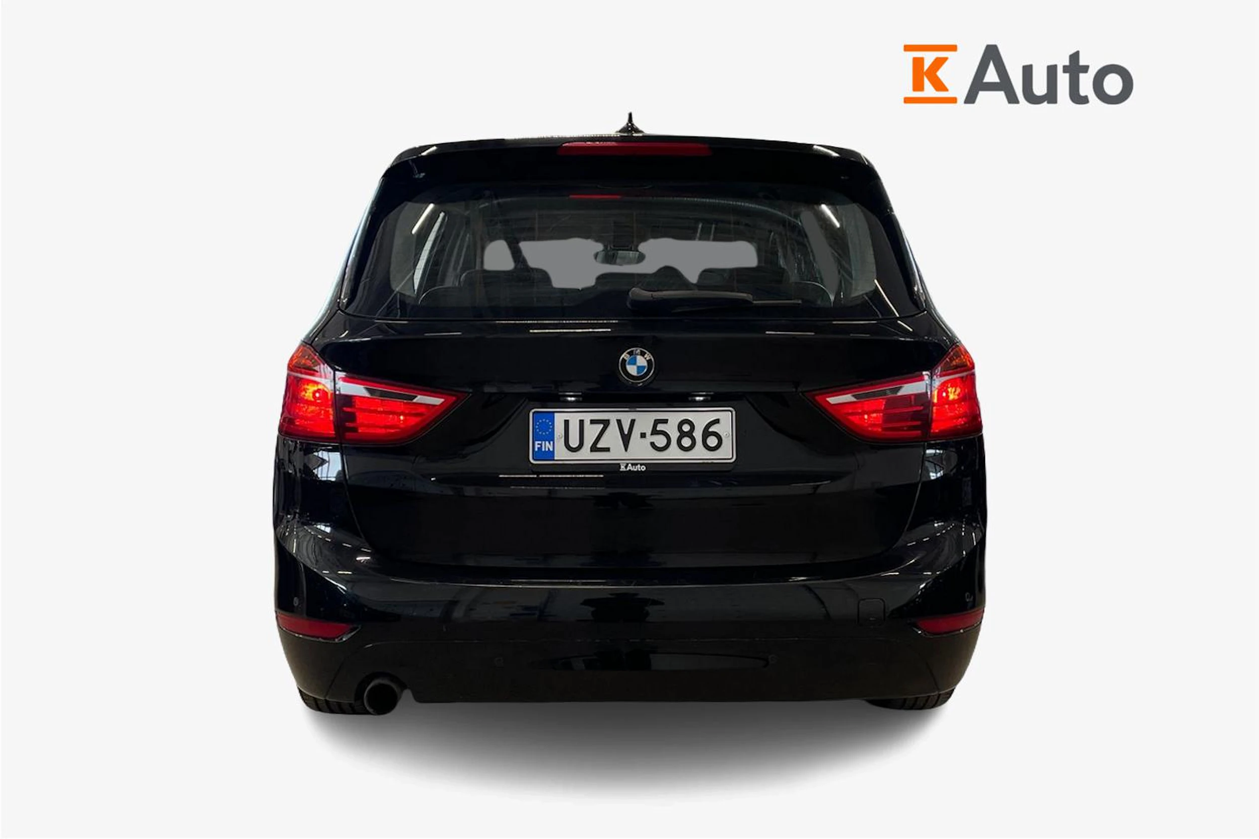 musta BMW 218 2016 kuva 3.