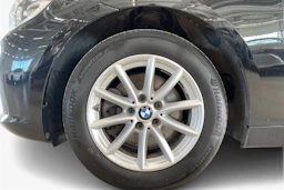 musta BMW 218 2016 kuva 9.