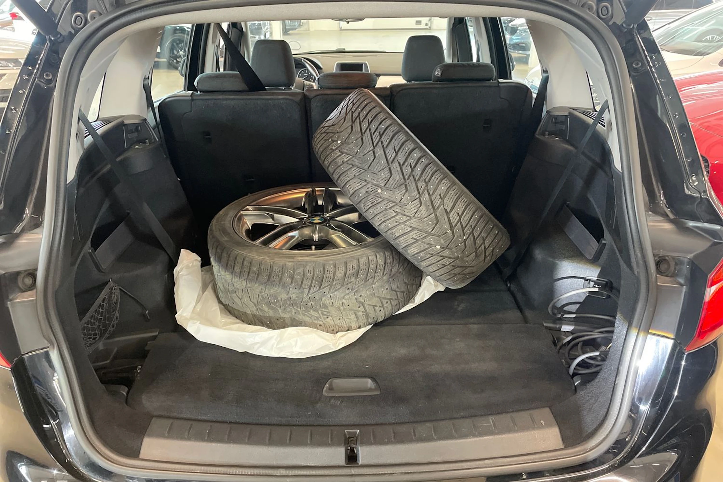 musta BMW 218 2016 kuva 28.