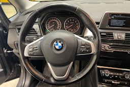 harmaa BMW 218 2016 kuva 13.