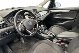 valkoinen BMW 218 2017 kuva 7.