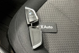 valkoinen BMW 218 2017 kuva 21.