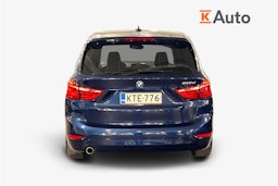 Sininen BMW 218 2018 kuva 3.