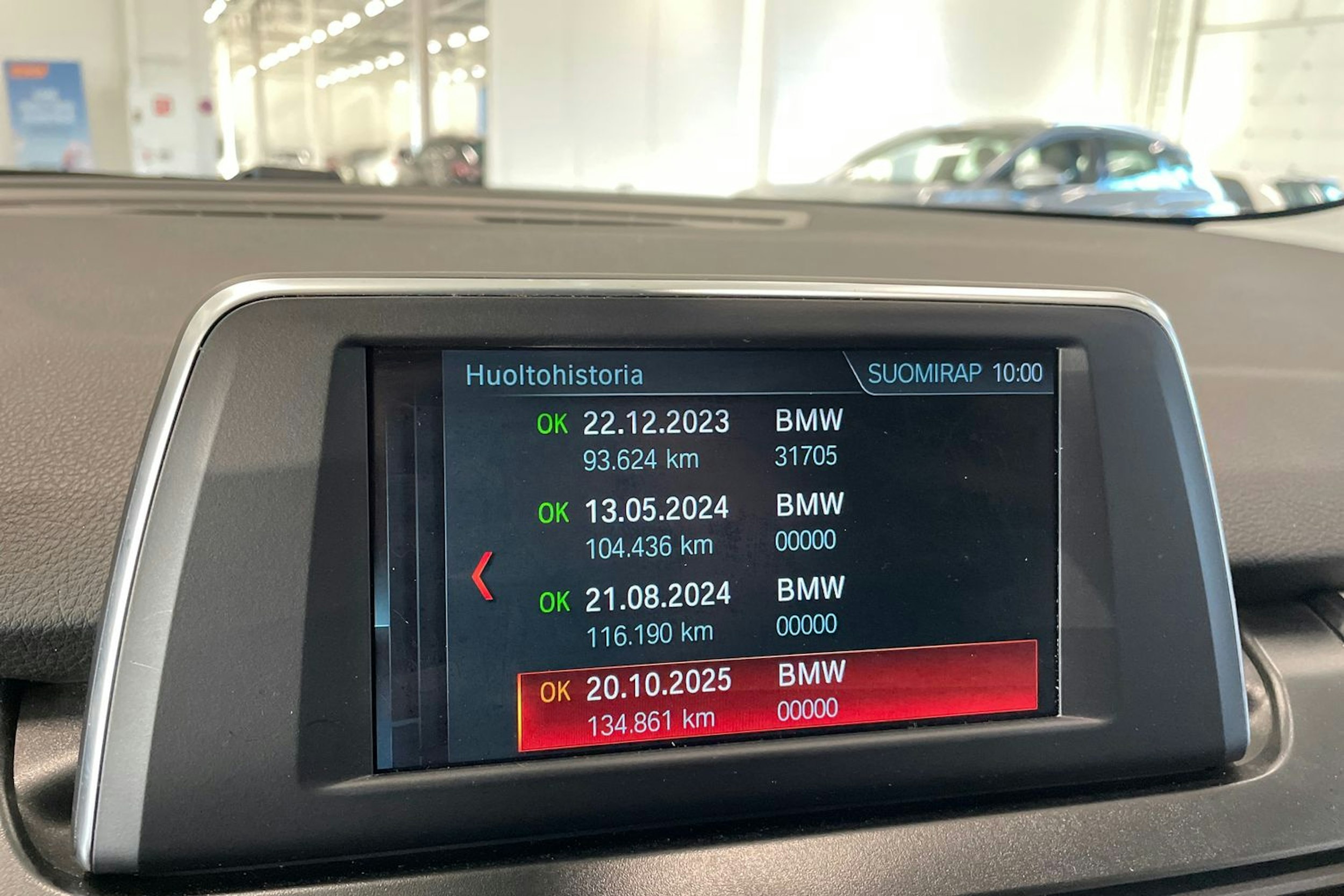 musta BMW 218 2021 kuva 25.