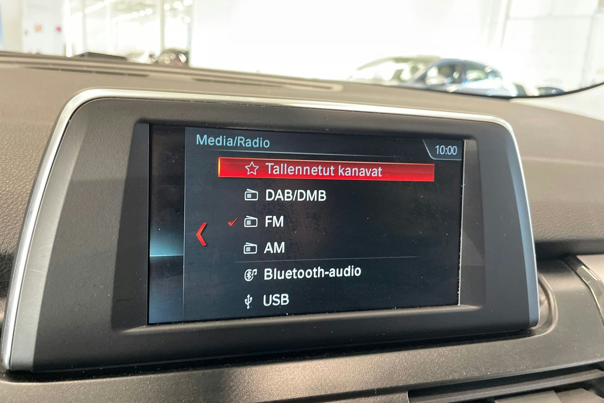 musta BMW 218 2021 kuva 26.