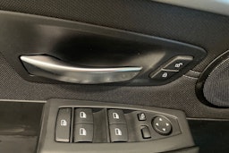 musta BMW 218 2021 kuva 31.