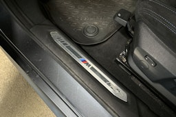 harmaa BMW 218 2020 kuva 16.