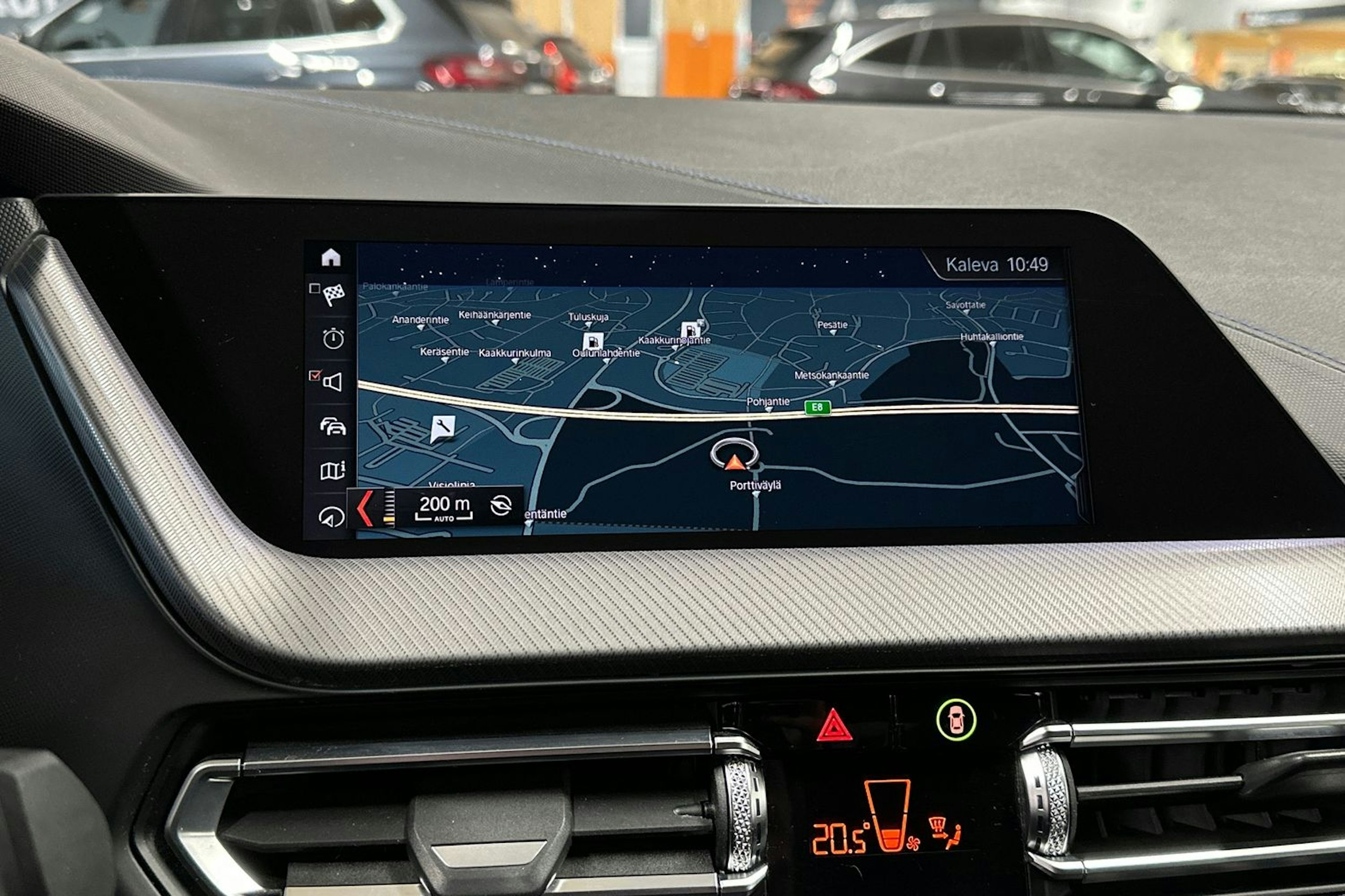 harmaa BMW 218 2020 kuva 18.