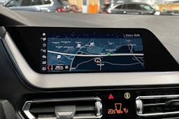 harmaa BMW 218 2020 kuva 18.