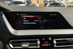 harmaa BMW 218 2020 kuva 19.