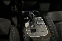 harmaa BMW 218 2020 kuva 22.