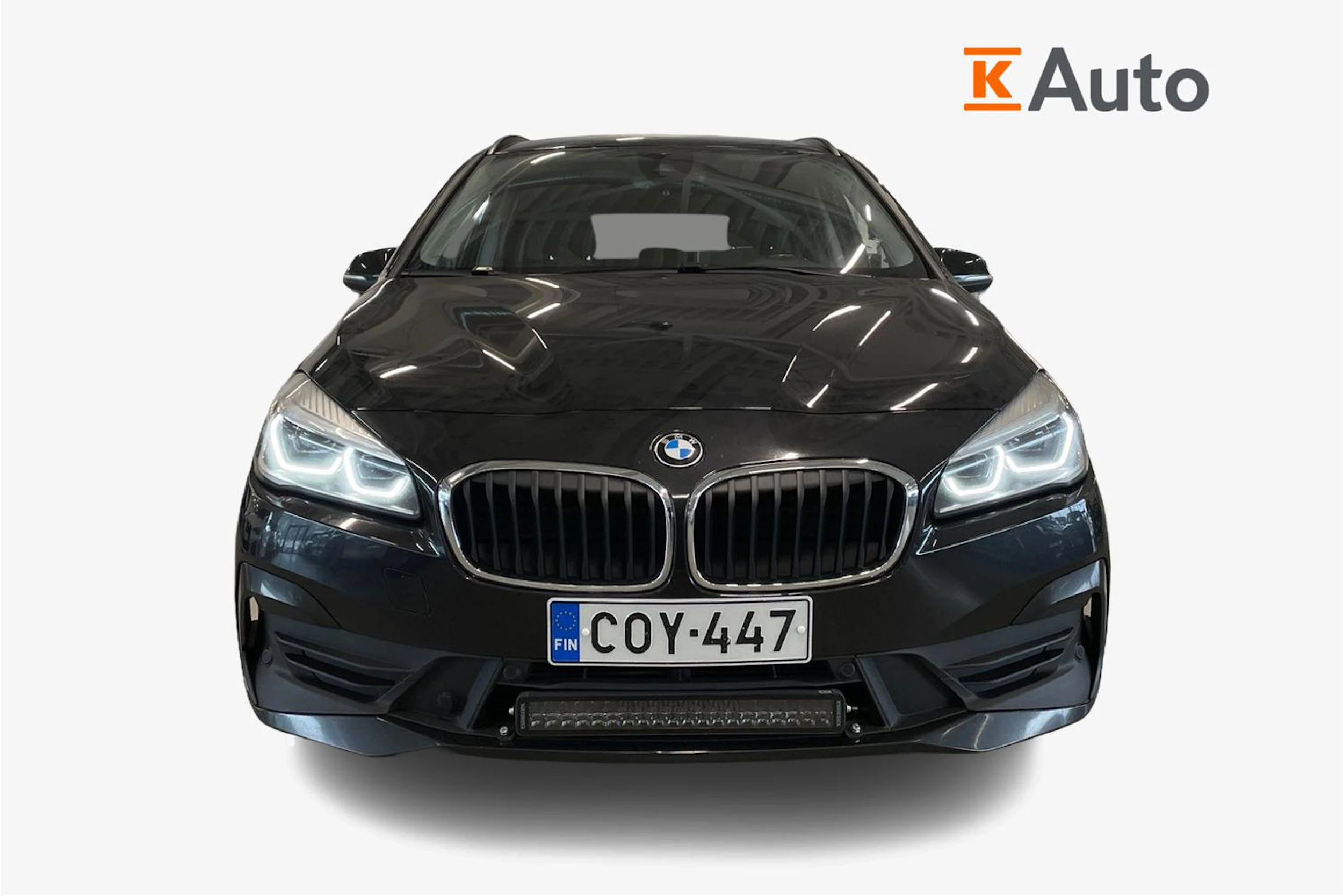 musta BMW 218 2021 kuva 5.