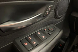 musta BMW 218 2021 kuva 19.