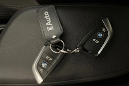 musta BMW 218 2021 kuva 28.