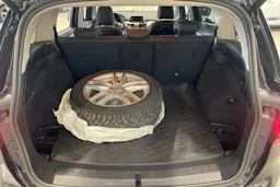 musta BMW 218 2021 kuva 29.