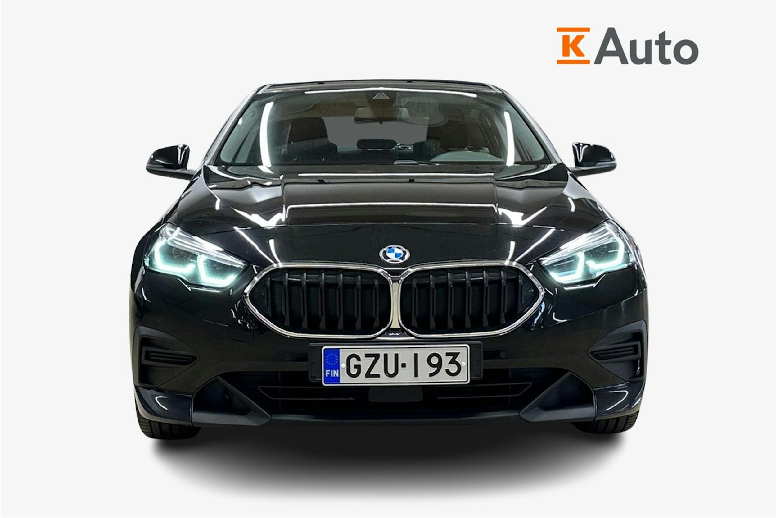 musta BMW 218 2021 kuva 4.