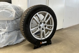 musta BMW 218 2021 kuva 14.