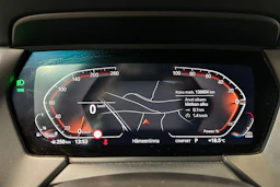 sininen BMW 218 2021 kuva 22.