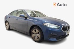 sininen BMW 218 2022 kuva 1.