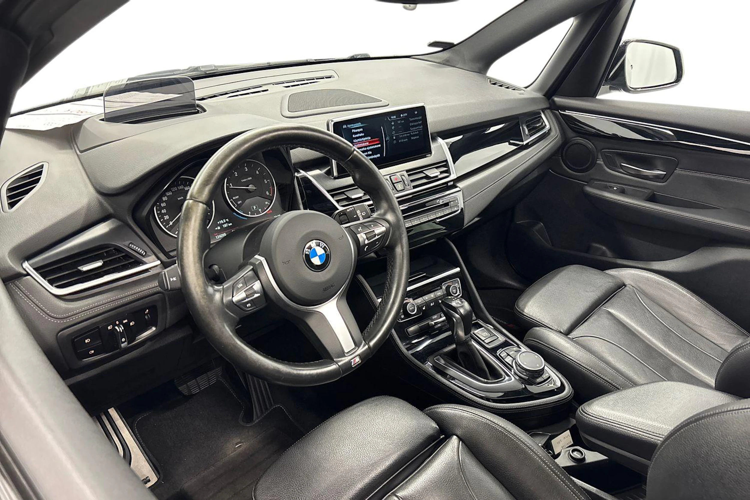 harmaa BMW 220 2014 kuva 6.