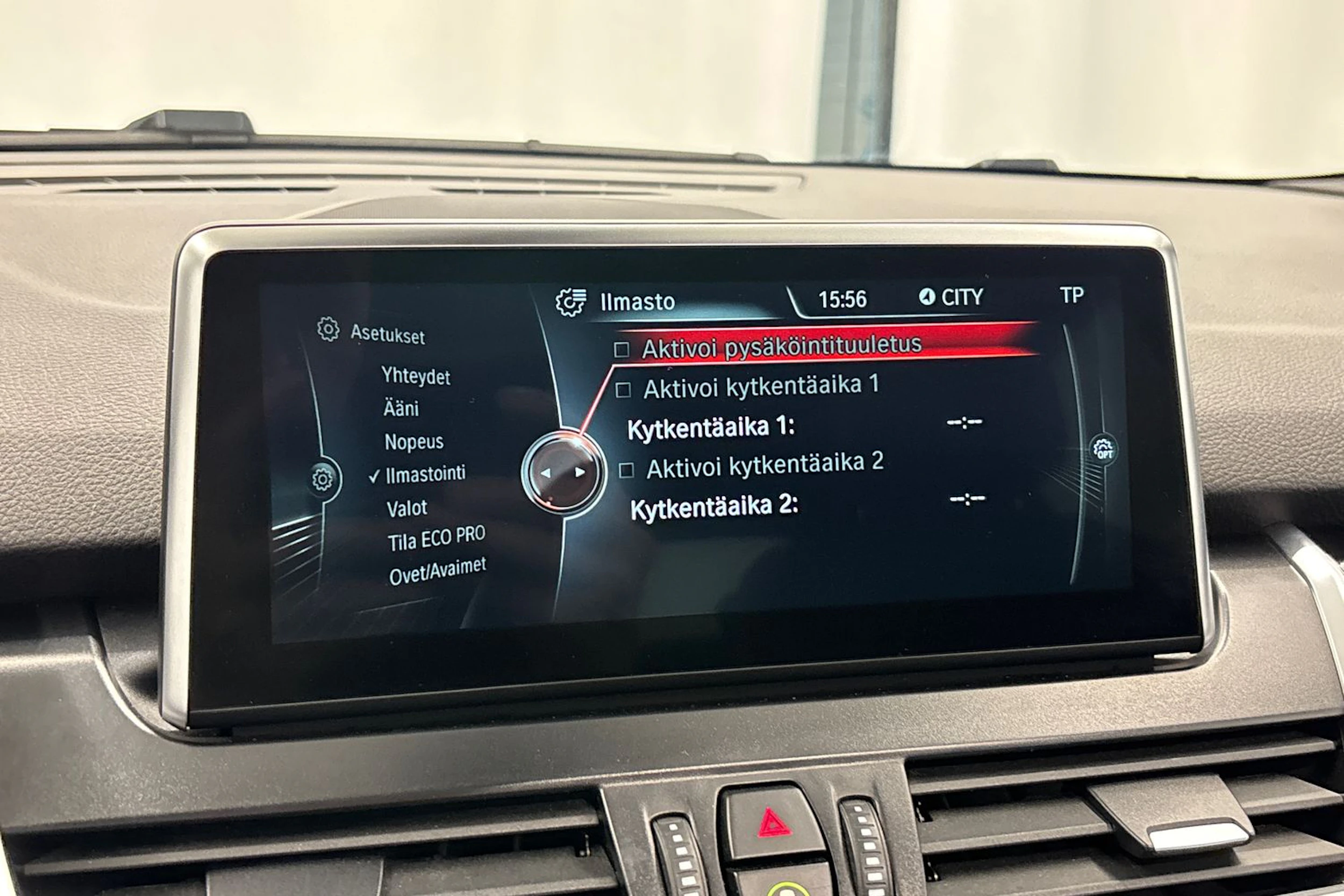 harmaa BMW 220 2014 kuva 18.