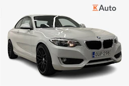 valkoinen BMW 220 2014 kuva 1.