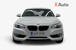 valkoinen BMW 220 2014 kuva 5.