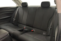 valkoinen BMW 220 2014 kuva 11.
