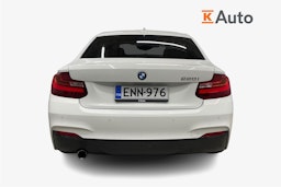valkoinen BMW 220 2015 kuva 3.
