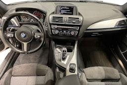valkoinen BMW 220 2015 kuva 9.