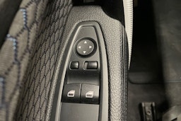 valkoinen BMW 220 2015 kuva 21.