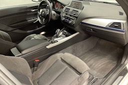 valkoinen BMW 220 2015 kuva 26.