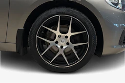 hopea BMW 220 2015 kuva 12.