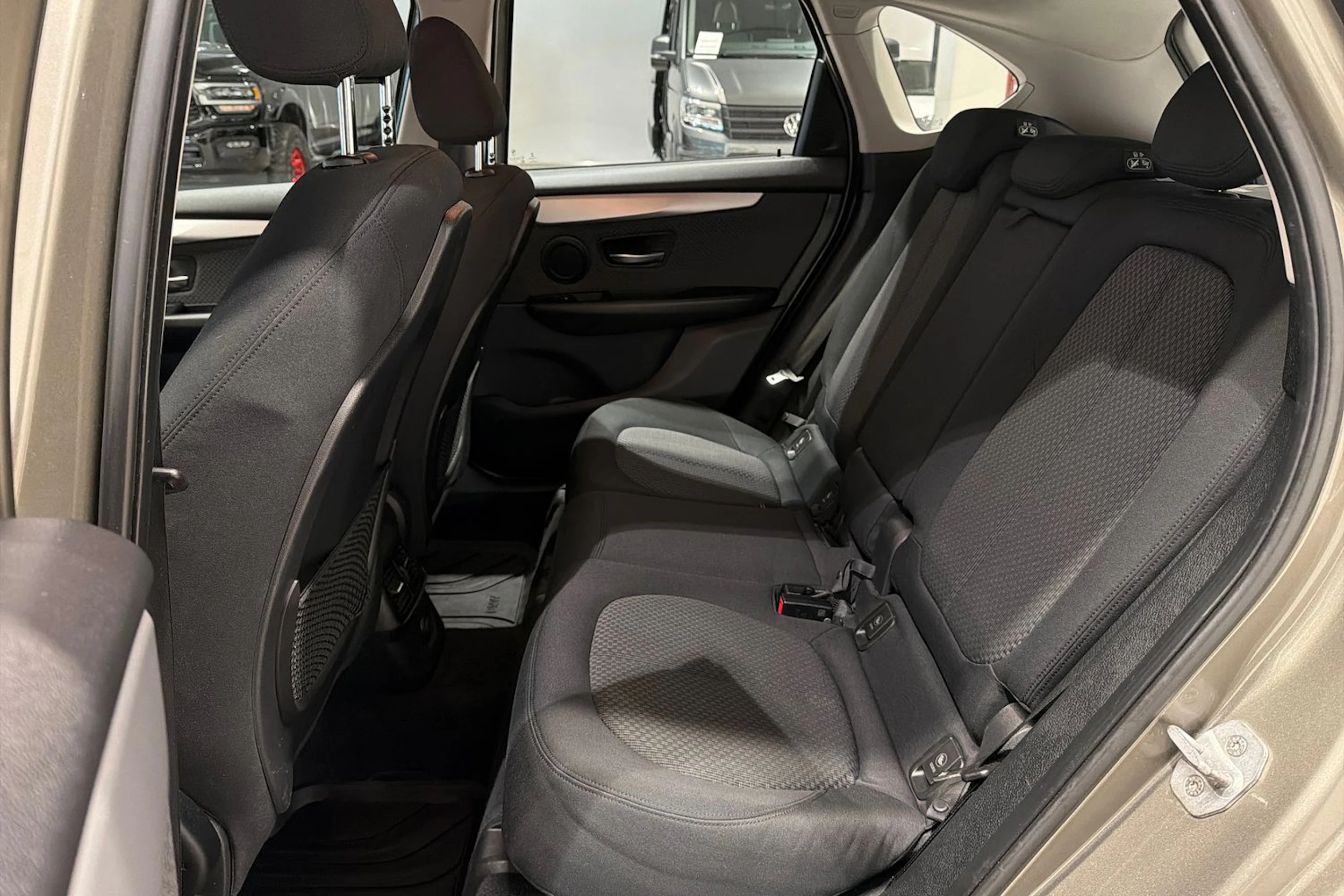 hopea BMW 220 2015 kuva 16.