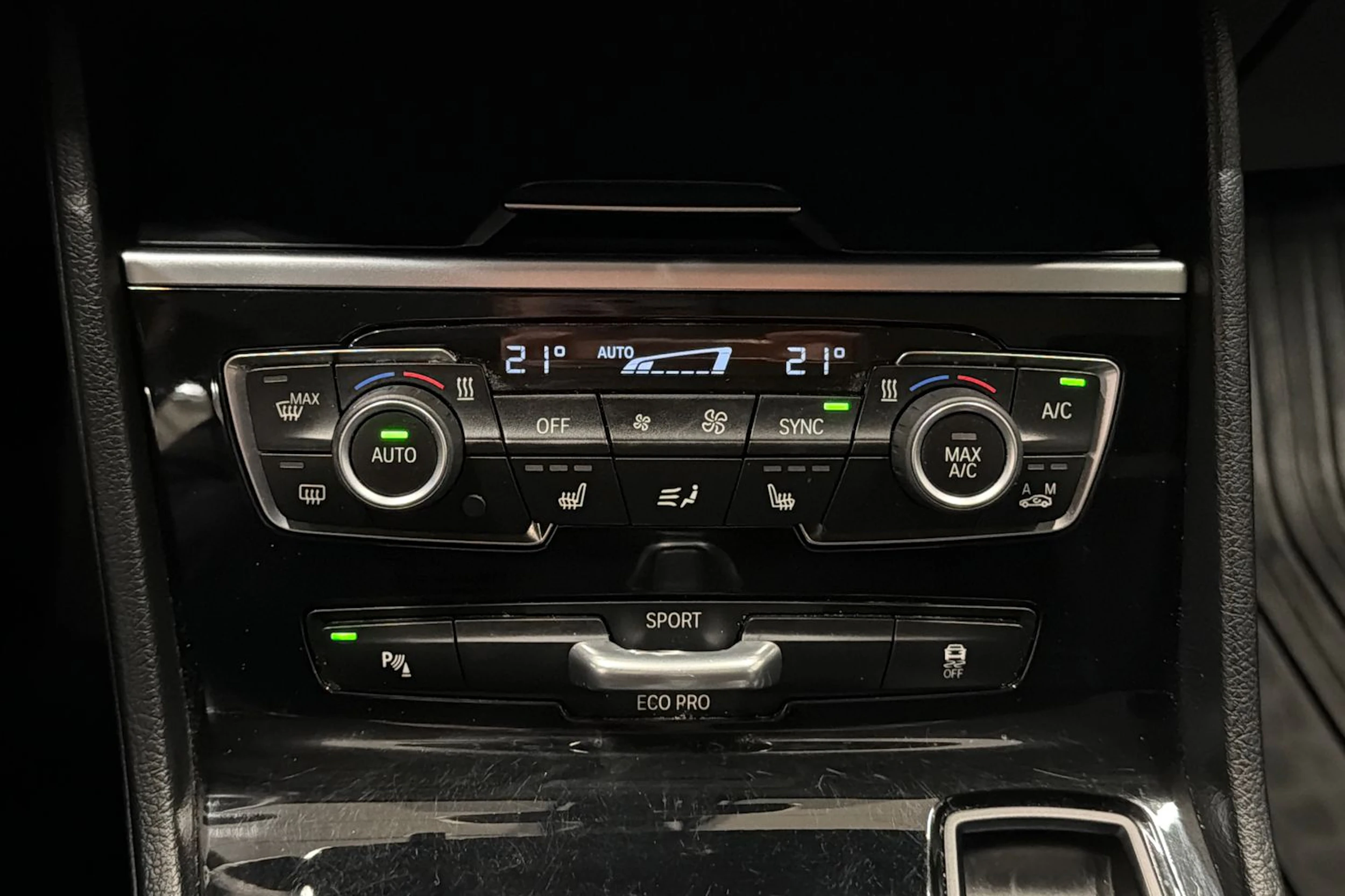 hopea BMW 220 2015 kuva 25.