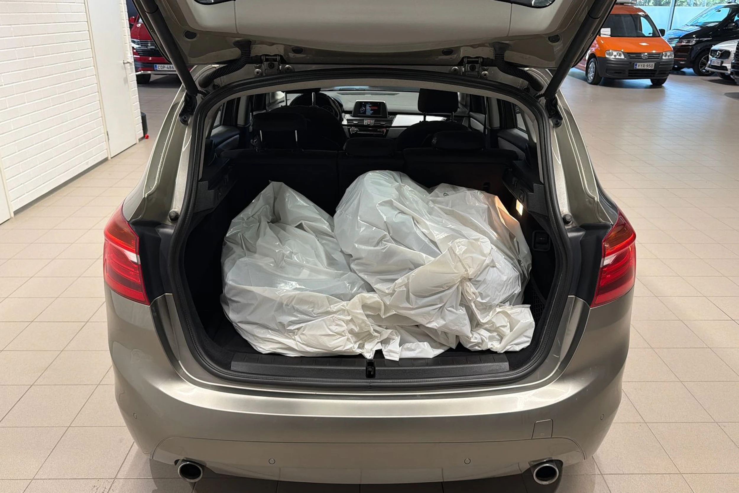 hopea BMW 220 2015 kuva 30.