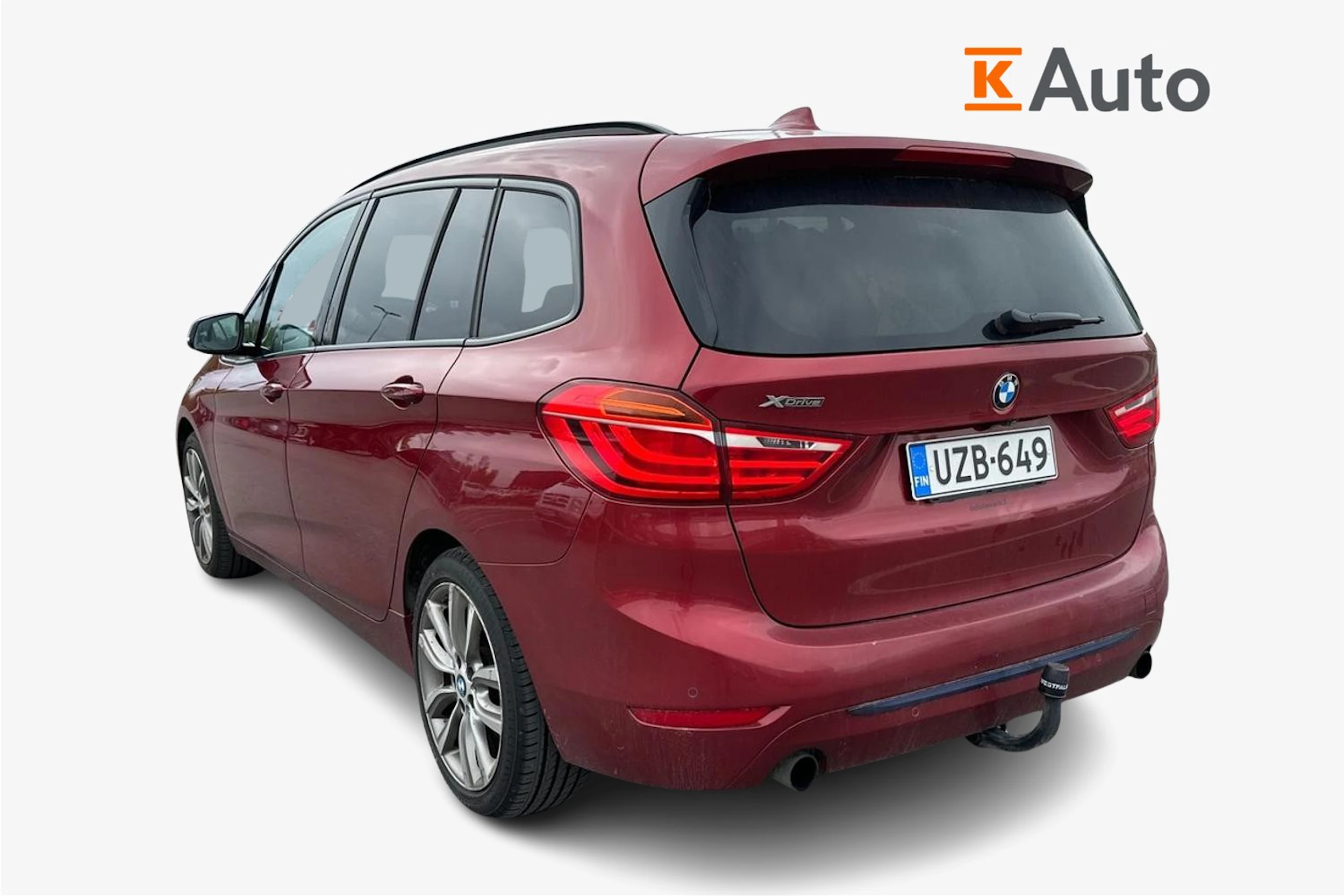 punainen BMW 220 2015 kuva 2.