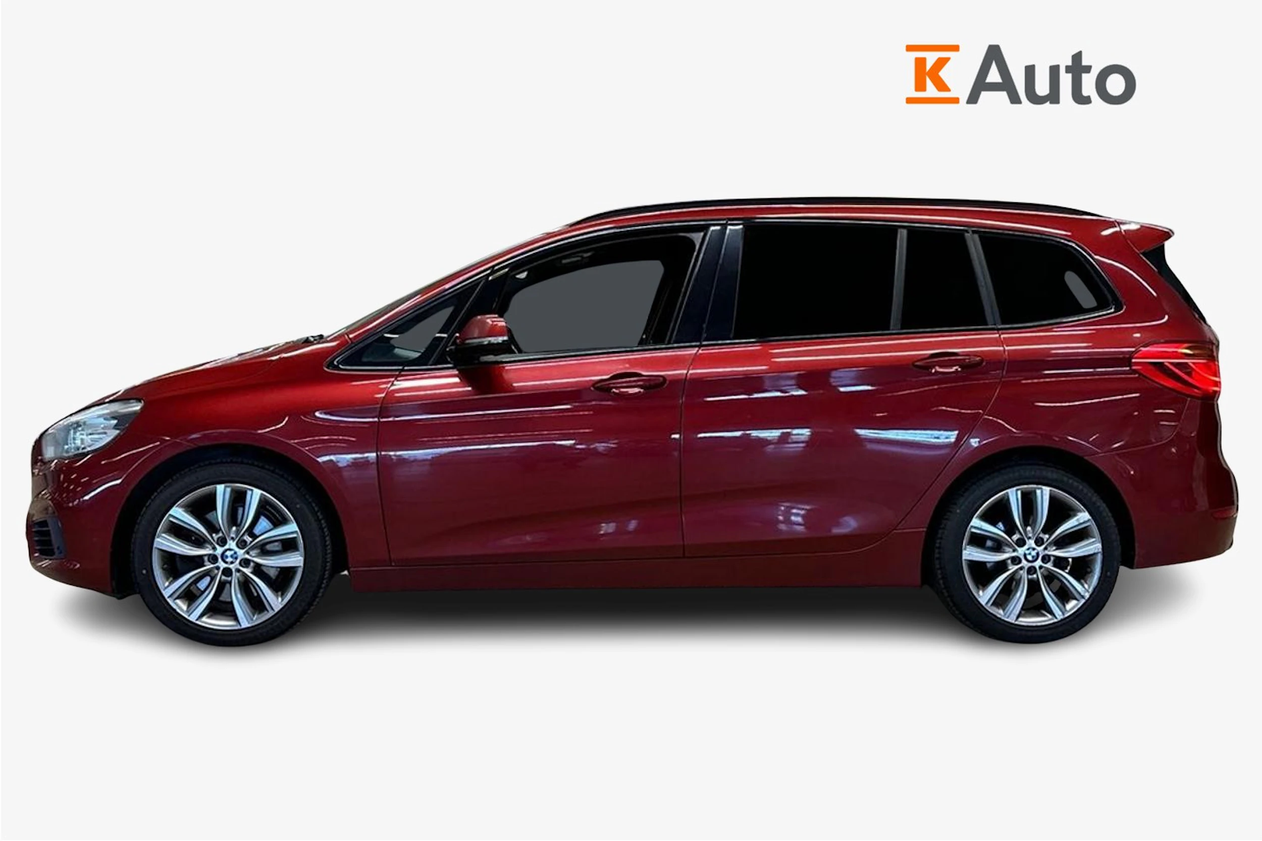 punainen BMW 220 2016 kuva 7.