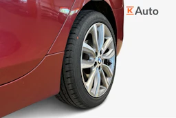 punainen BMW 220 2016 kuva 12.