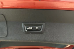 punainen BMW 220 2016 kuva 30.
