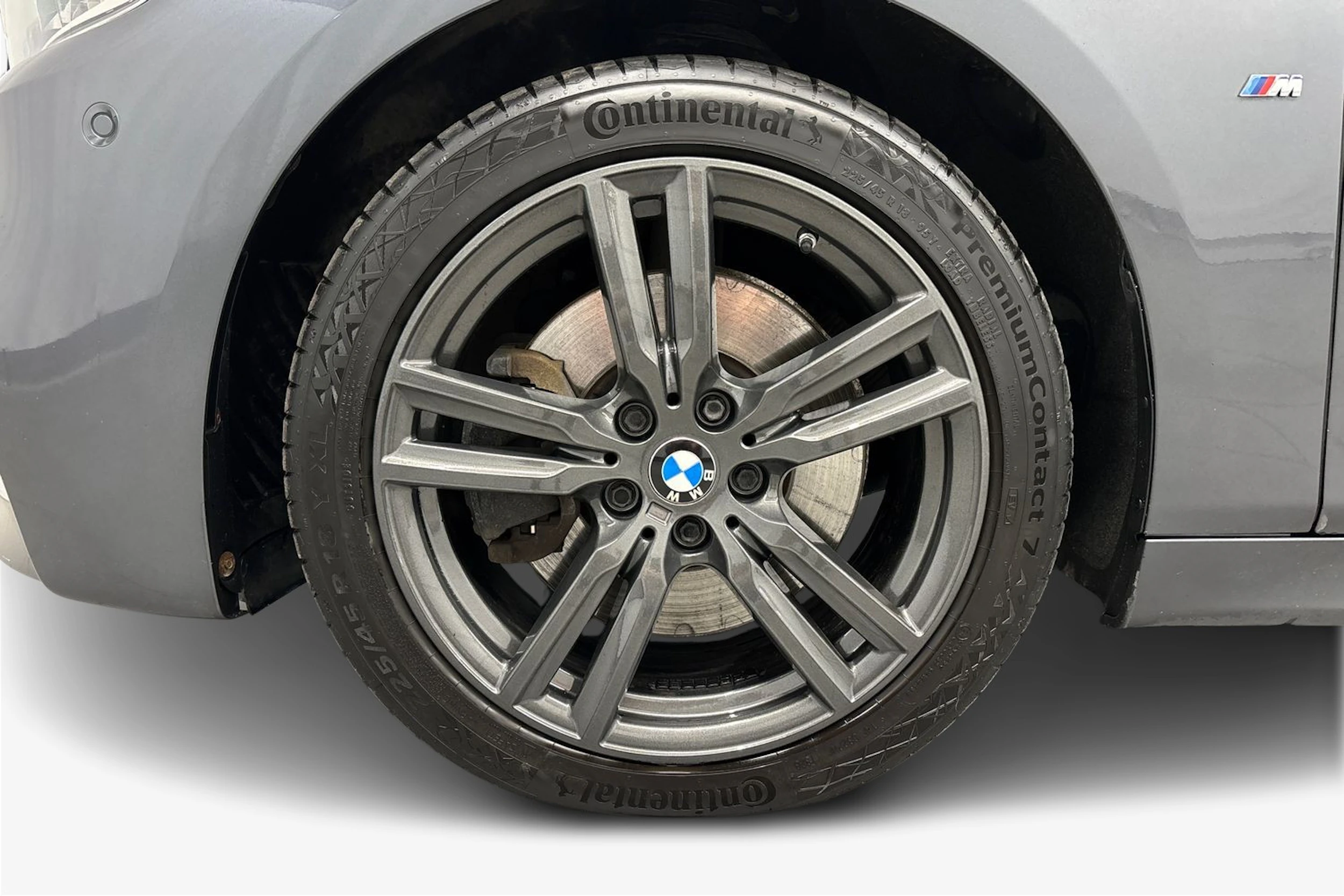 harmaa BMW 220 2016 kuva 9.