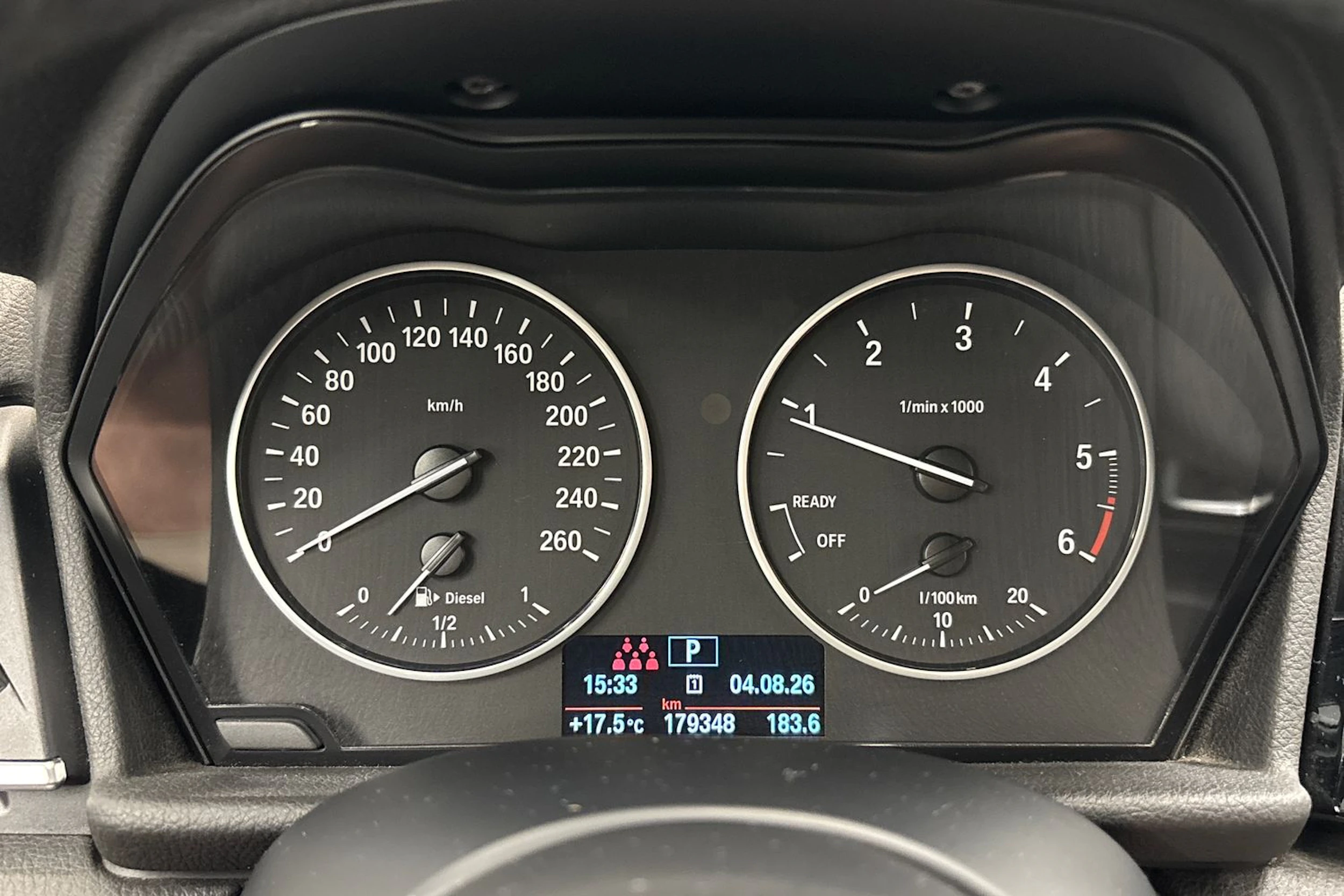 harmaa BMW 220 2016 kuva 16.
