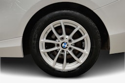 valkoinen BMW 220 2018 kuva 11.