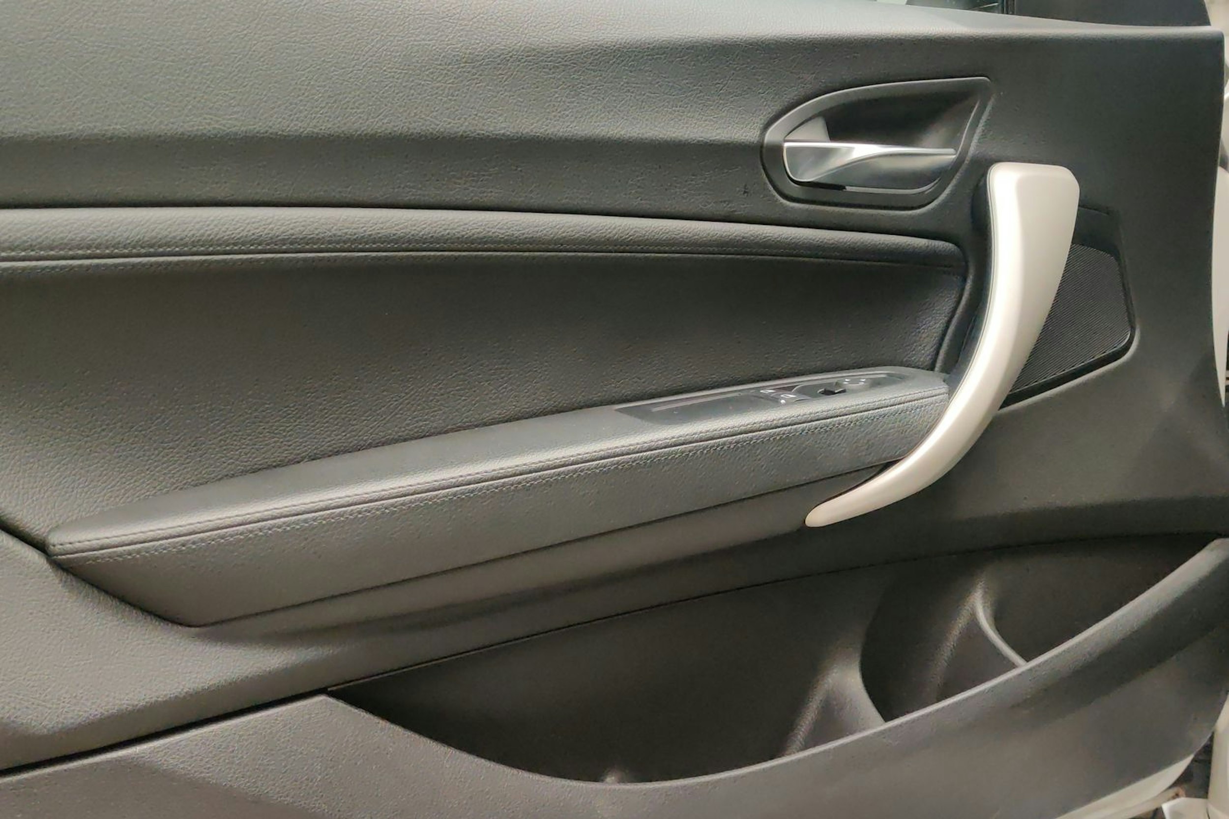 valkoinen BMW 220 2018 kuva 25.