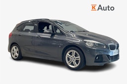 harmaa BMW 225 2016 kuva 1.