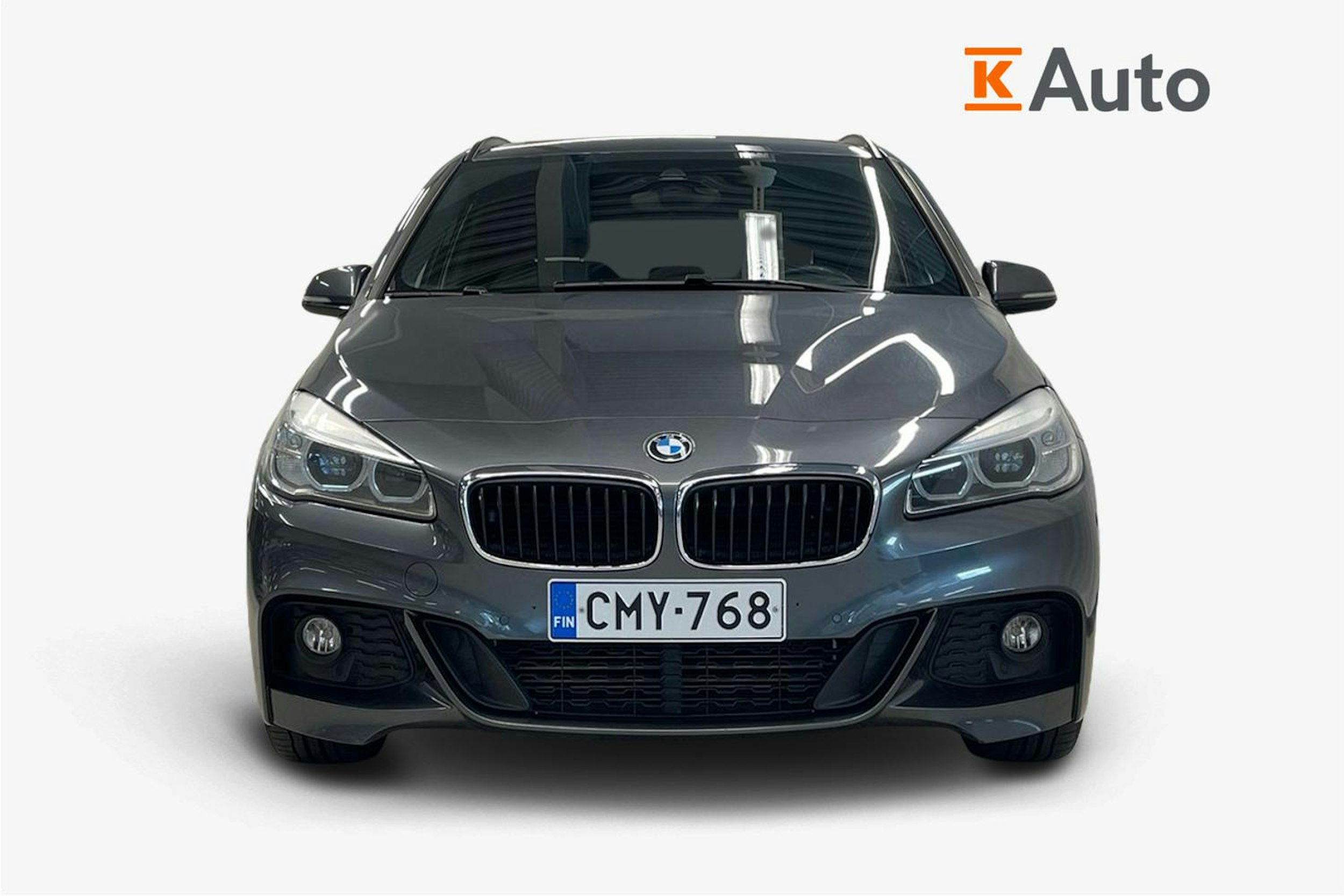 harmaa BMW 225 2016 kuva 5.